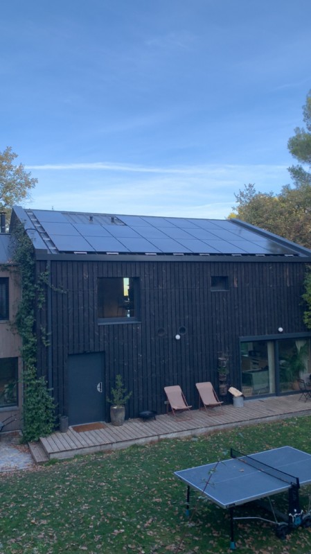 Installation photovoltaïque en autoconsommation collective dans les Bouches-du-Rhône (13)